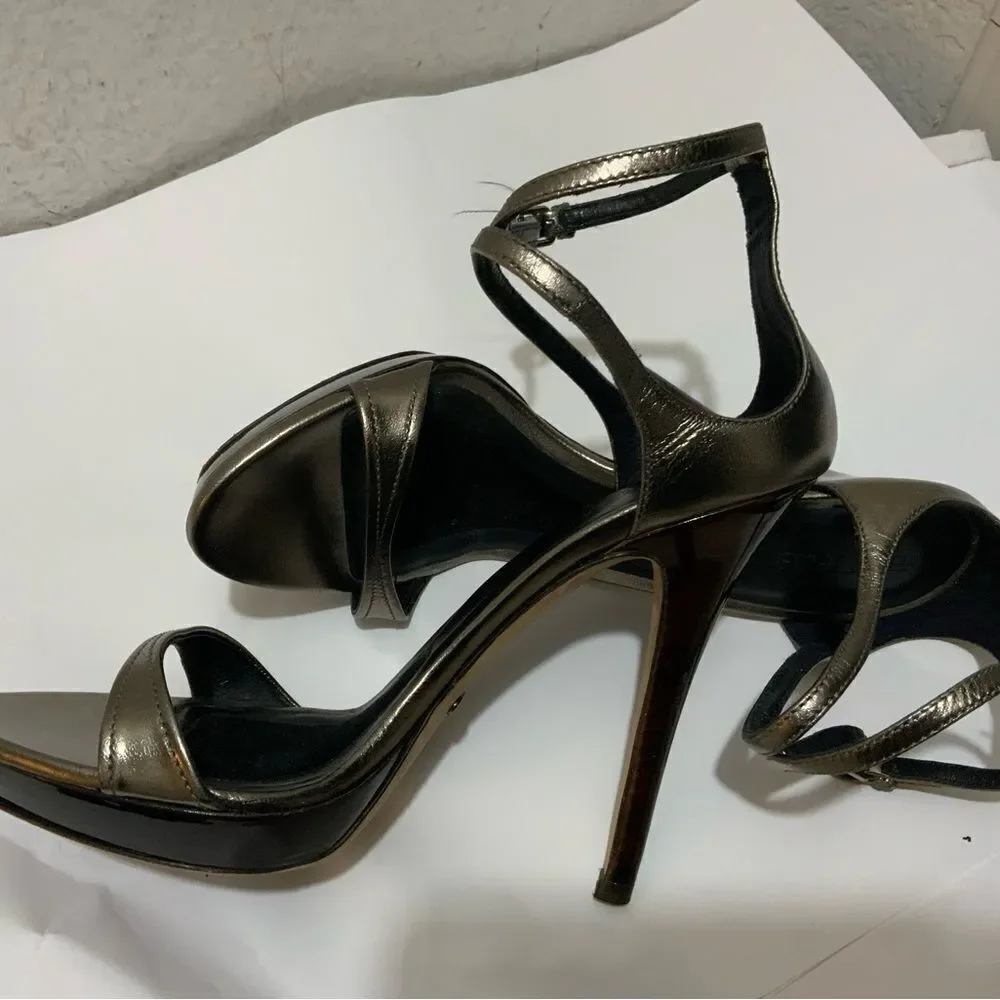 Burberry Pewter Gunmetal Metallic Stiletto Heels size 37 Italy